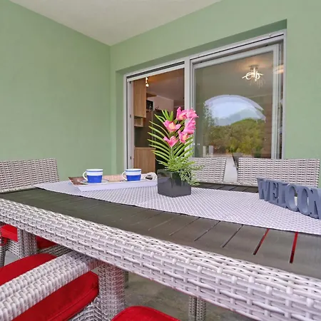 Apartment Erma *