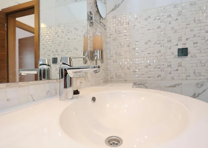 Erma דירה זאטון